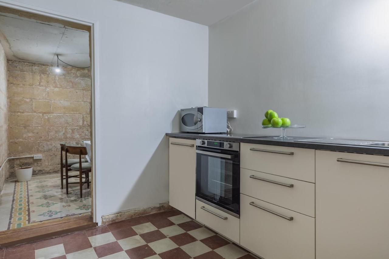 Stylish Retro Suites Il-Furjana Exterior photo